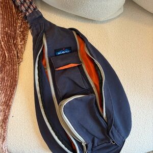 KAVU sling rope bag
